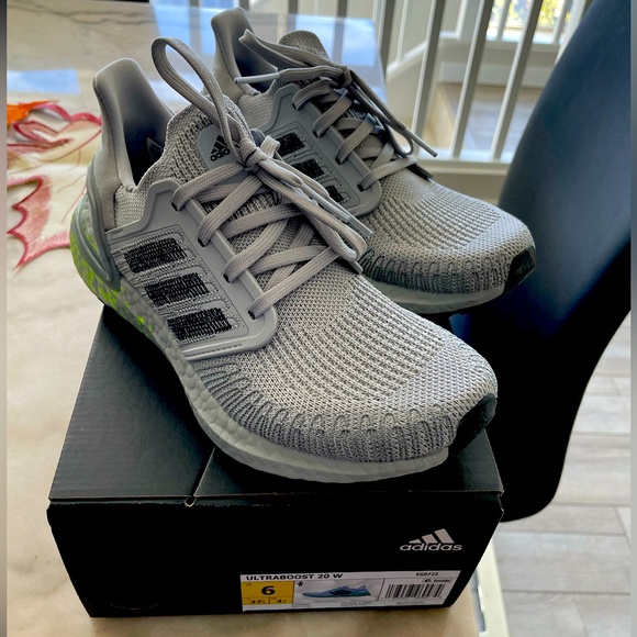 signal green ultraboost 20